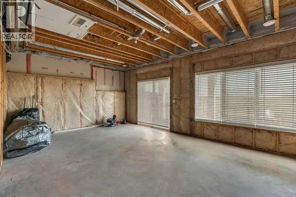 90 Savoy Landing SE