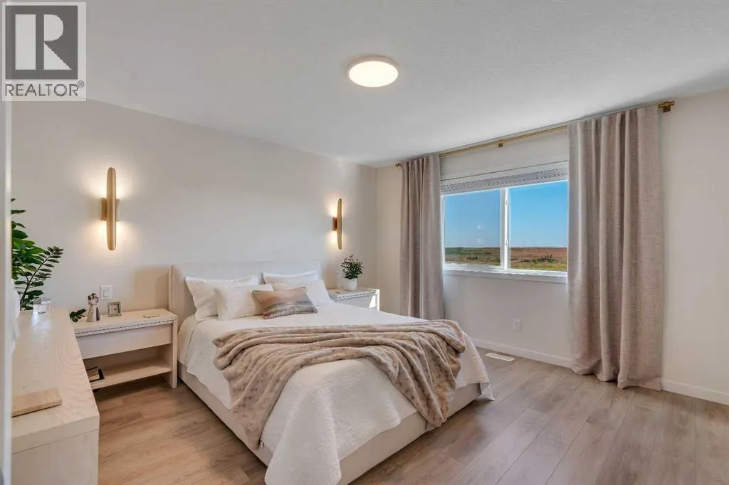 90 Savoy Landing SE