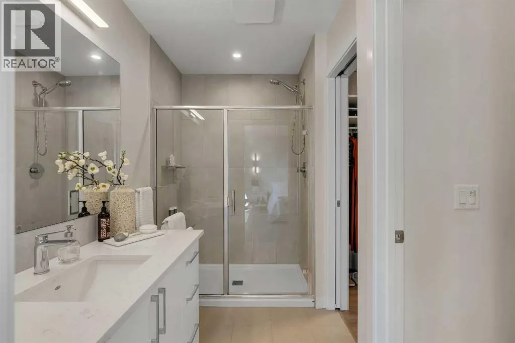 90 Savoy Landing SE