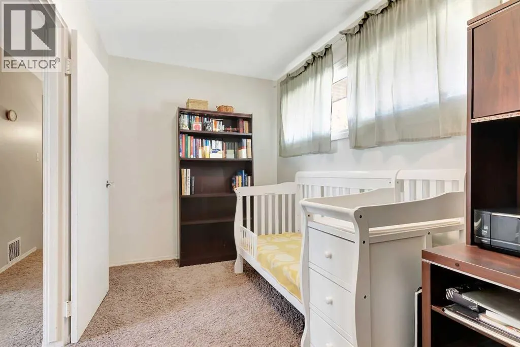 314 Regal Park NE