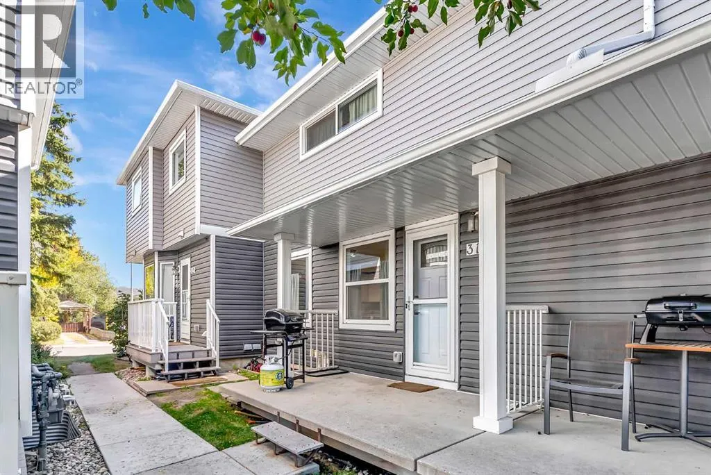 314 Regal Park NE