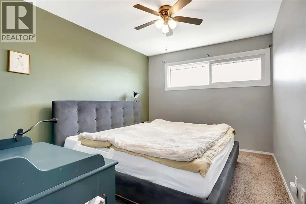 314 Regal Park NE