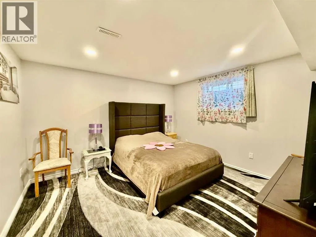 43 Bridlecrest Road SW