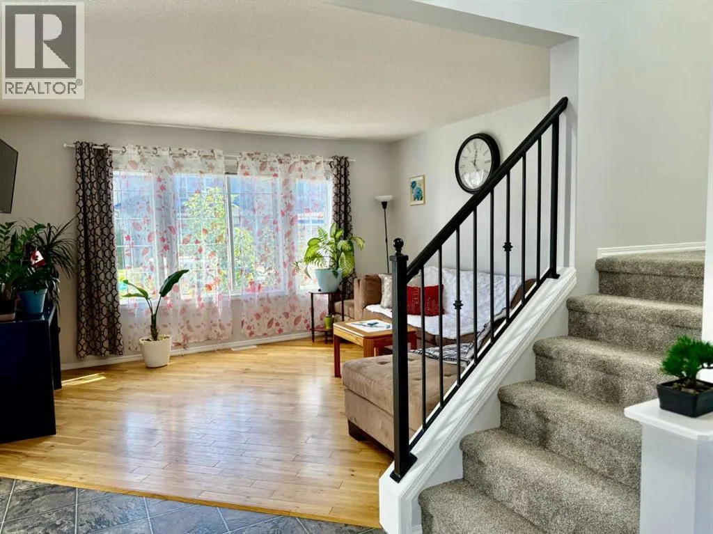 43 Bridlecrest Road SW