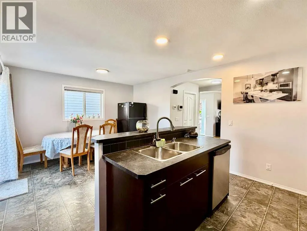 43 Bridlecrest Road SW