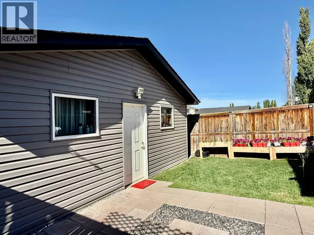 43 Bridlecrest Road SW