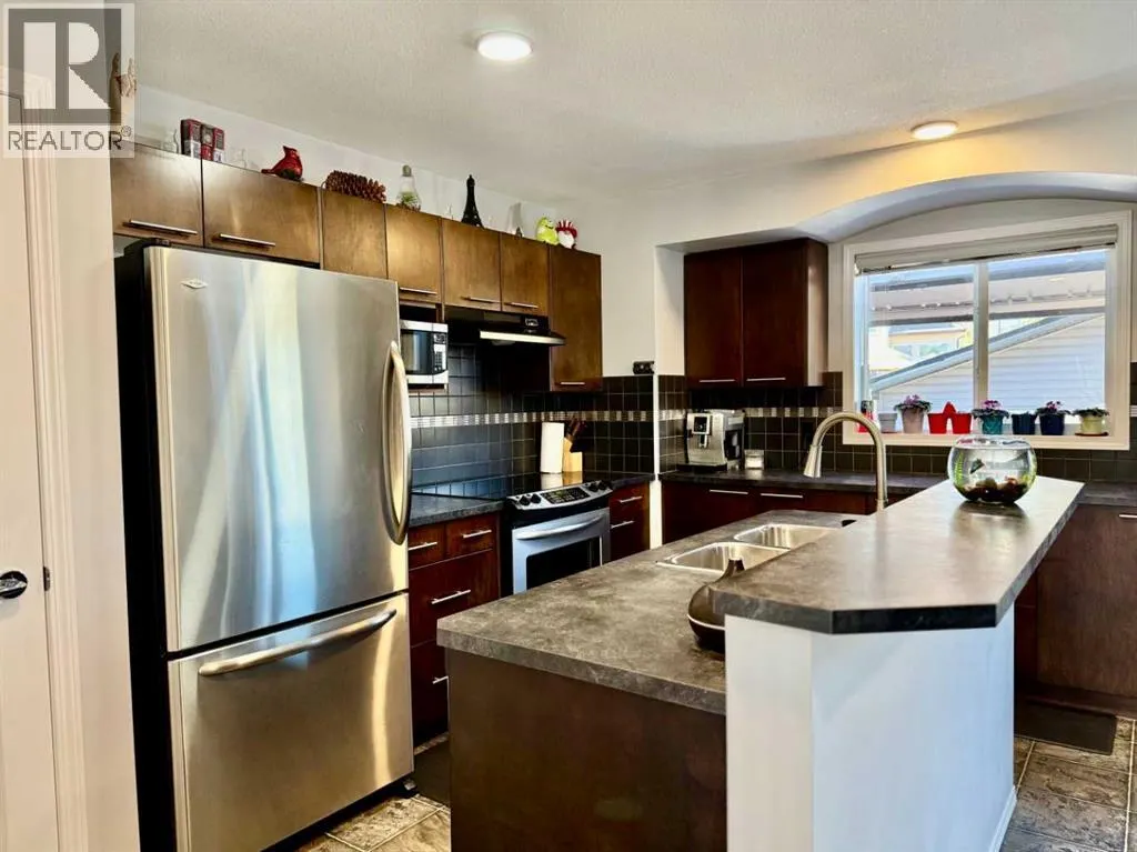 43 Bridlecrest Road SW