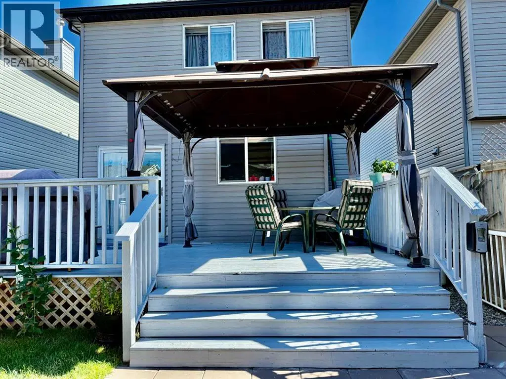 43 Bridlecrest Road SW