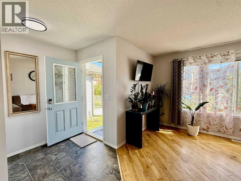 43 Bridlecrest Road SW