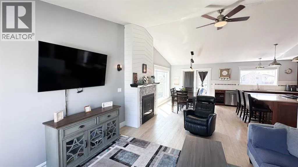 1304 2nd Street