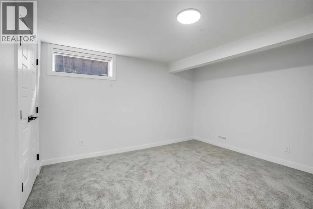 264 Penbrooke Close SE