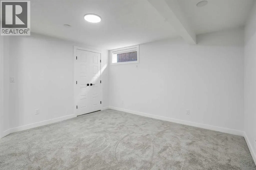 264 Penbrooke Close SE
