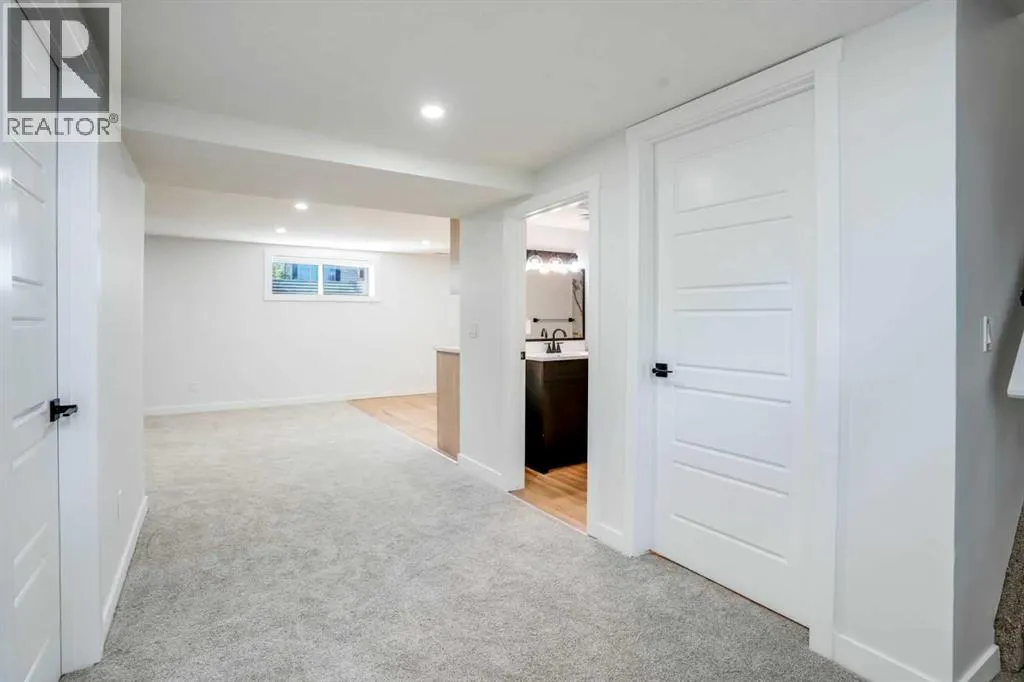264 Penbrooke Close SE