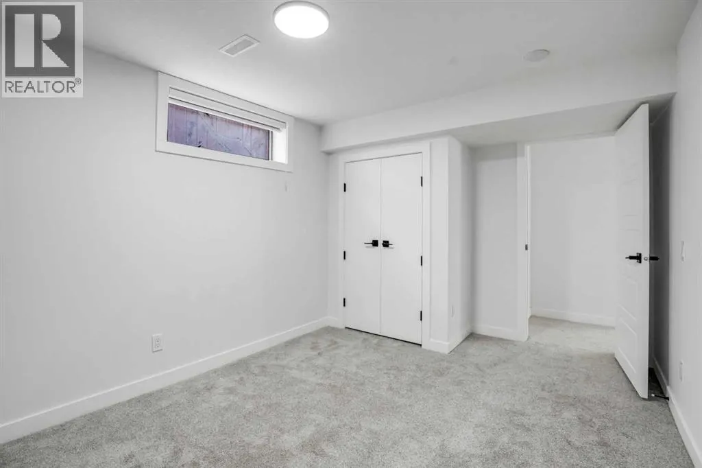264 Penbrooke Close SE
