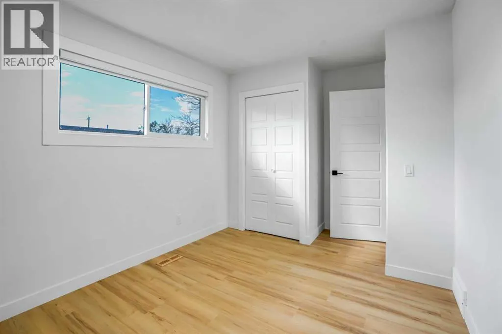 264 Penbrooke Close SE