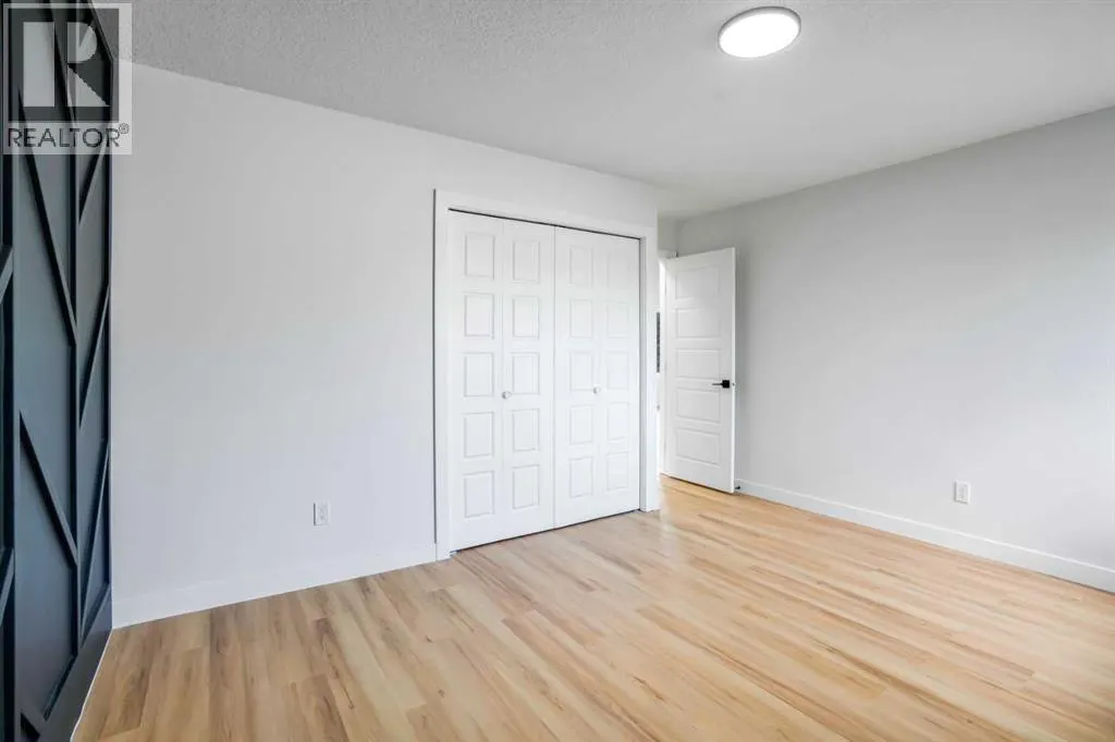 264 Penbrooke Close SE