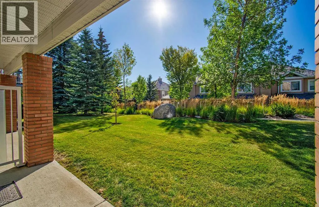 155 Royal Manor NW