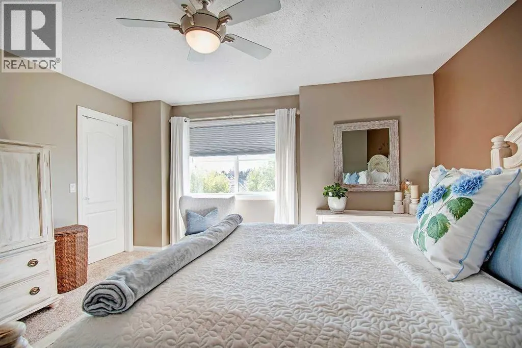 155 Royal Manor NW