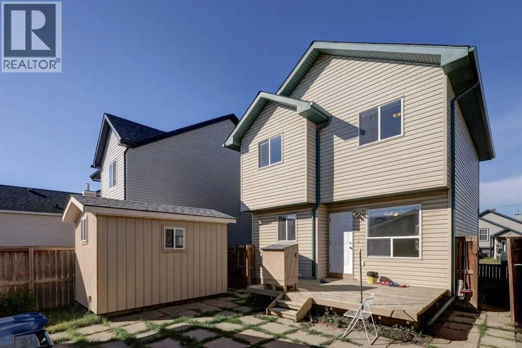 179 Saddlemead Green NE
