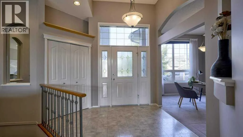 142 Mt Alberta View SE