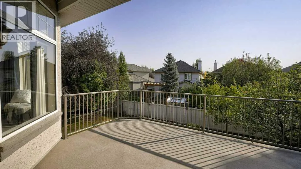 142 Mt Alberta View SE
