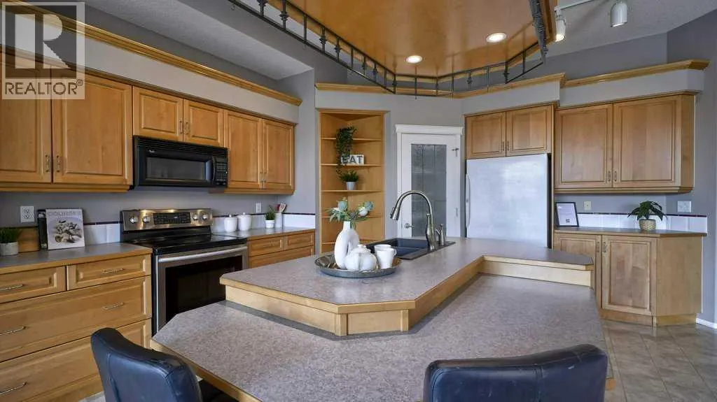 142 Mt Alberta View SE