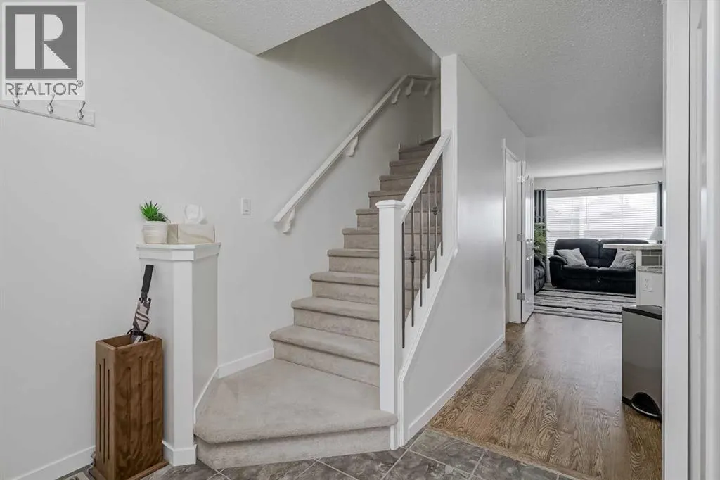 52 Autumn Court SE