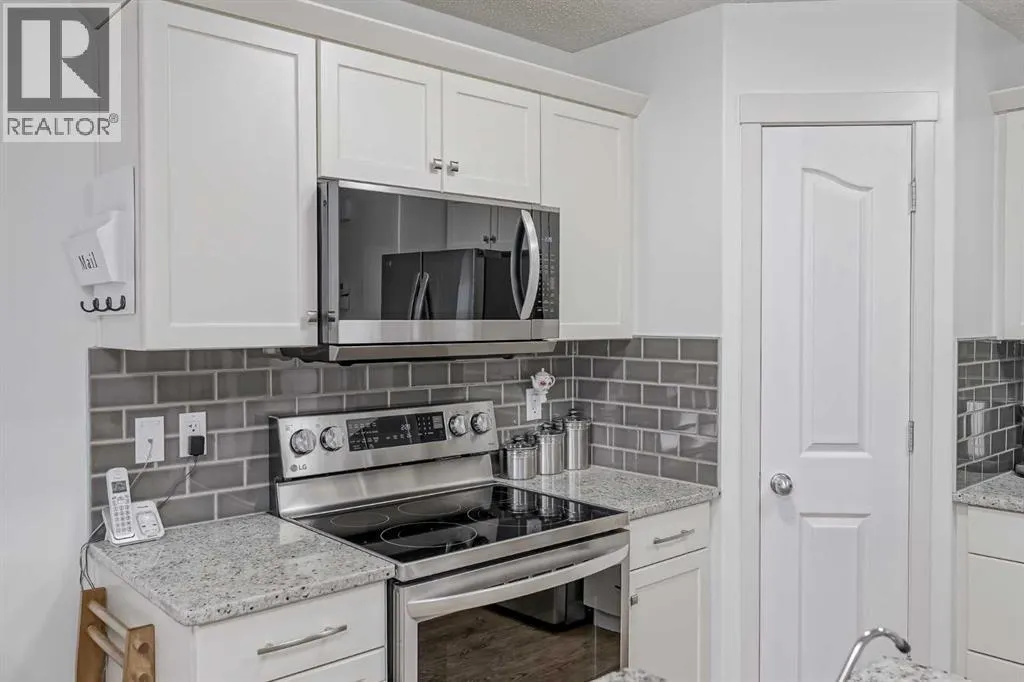 52 Autumn Court SE