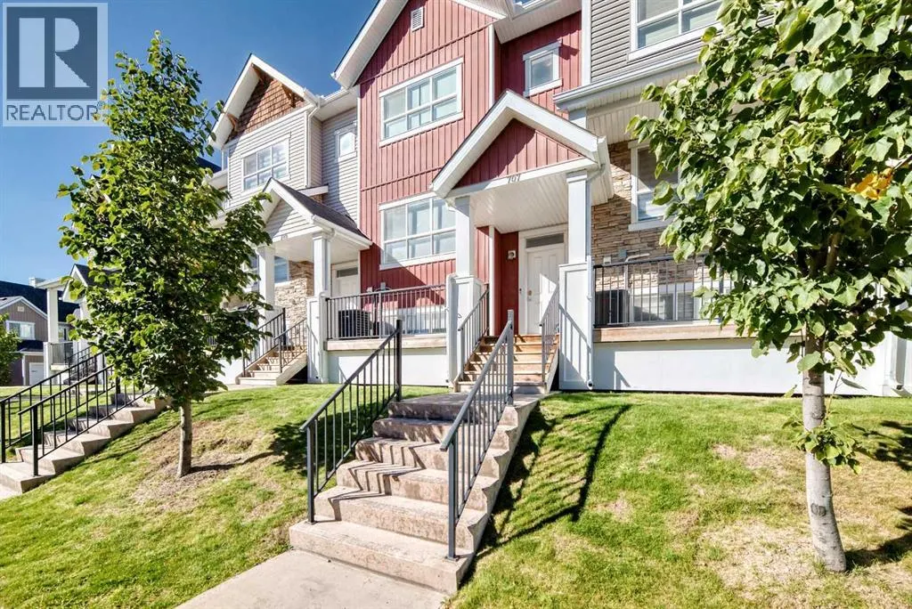 707, 355 Nolancrest Heights NW