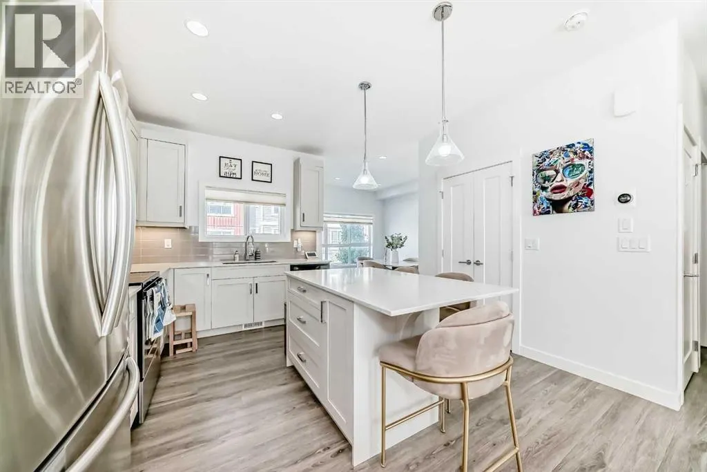 707, 355 Nolancrest Heights NW