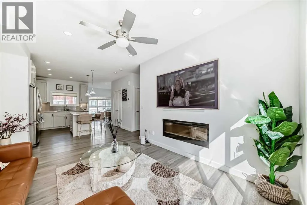 707, 355 Nolancrest Heights NW