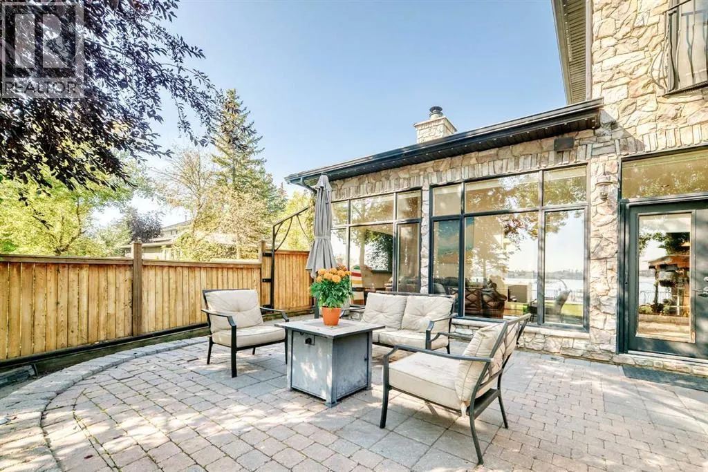 716 West Chestermere Drive