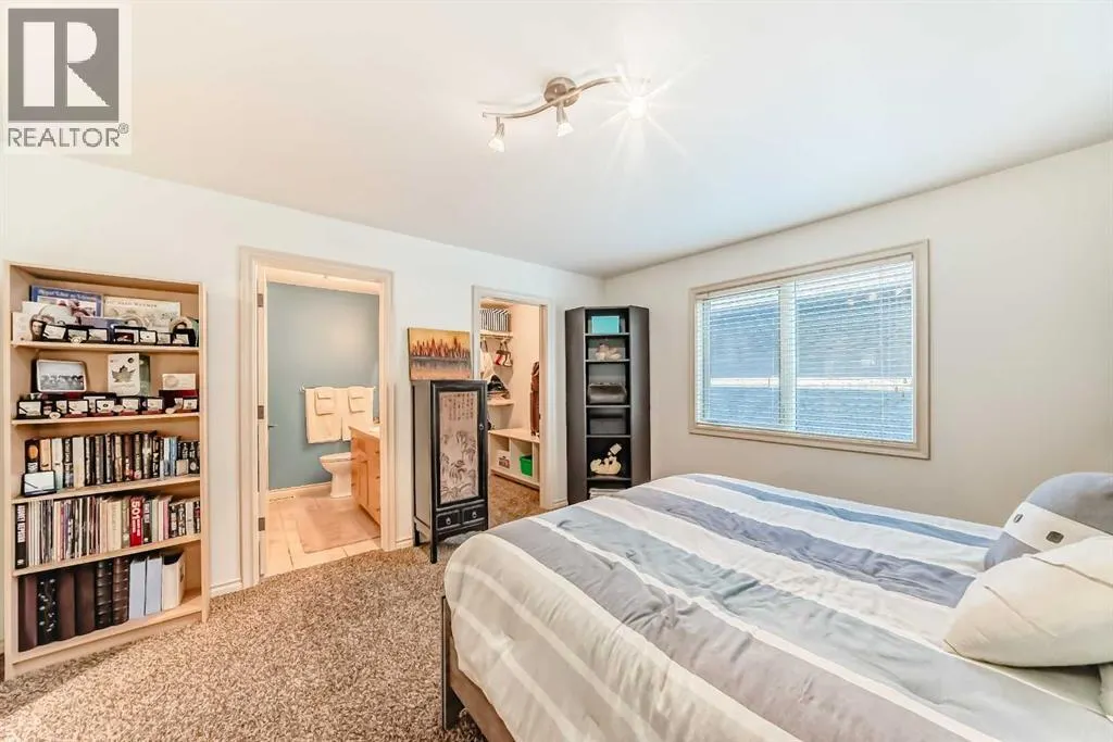 716 West Chestermere Drive