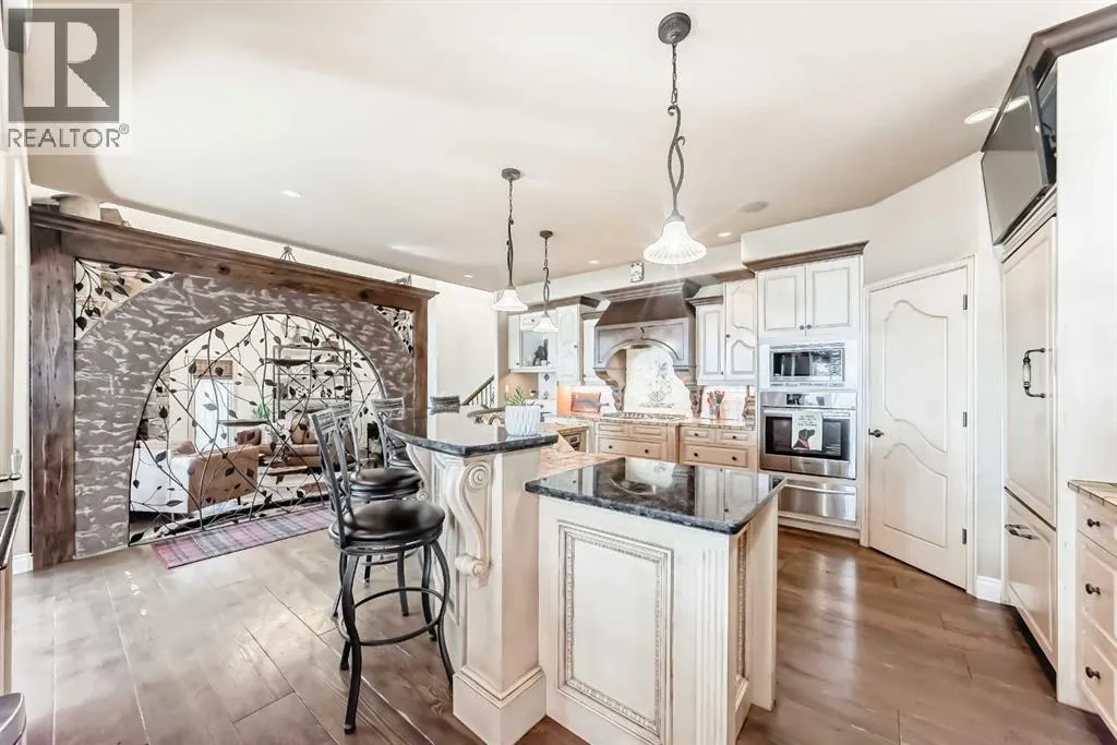 716 West Chestermere Drive