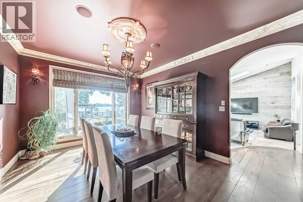 716 West Chestermere Drive