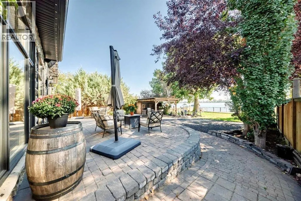 716 West Chestermere Drive