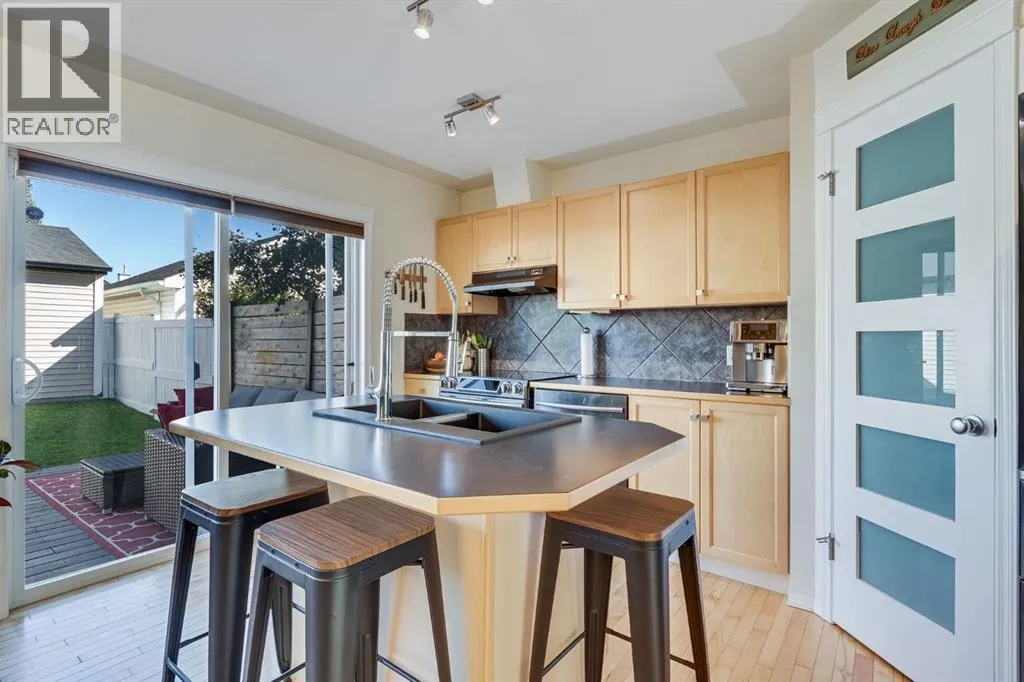 76 Prestwick Heights SE