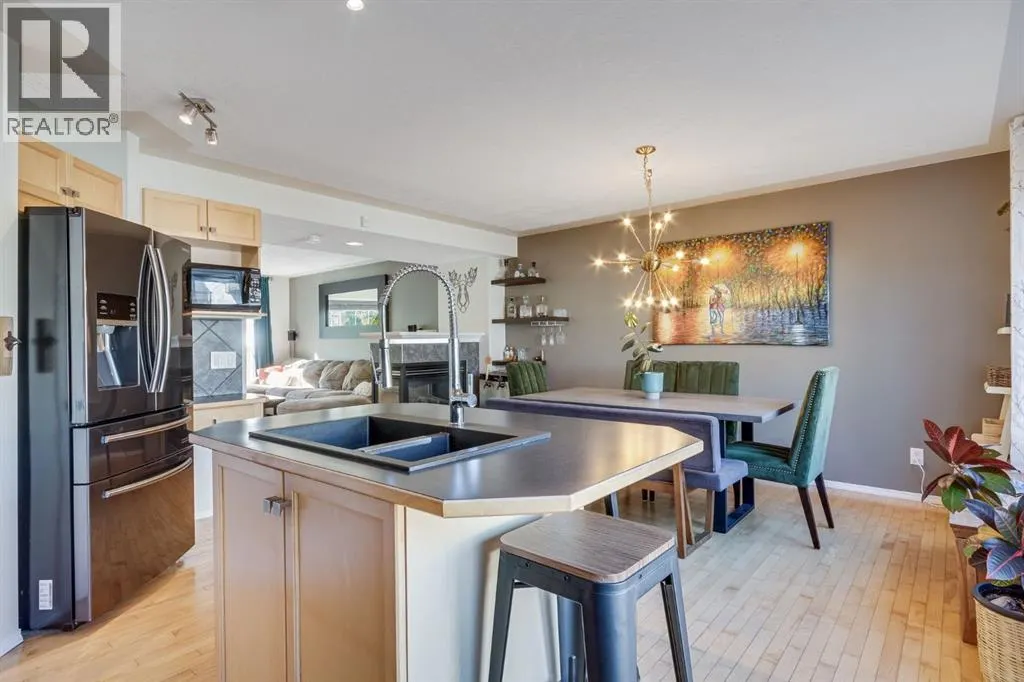 76 Prestwick Heights SE
