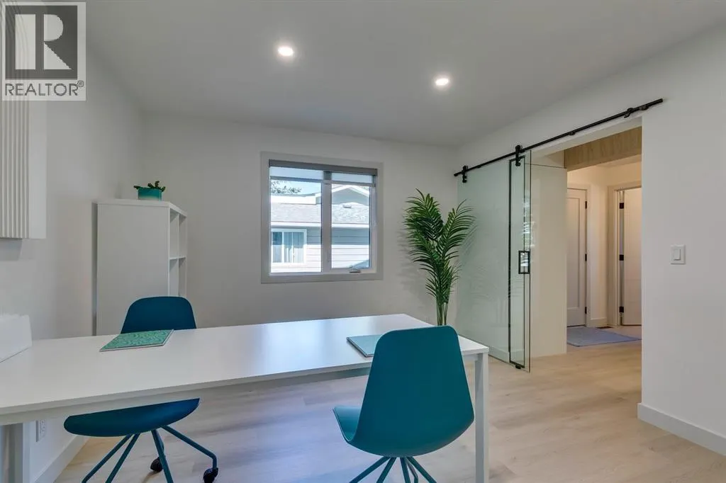 108 Canova Place SW