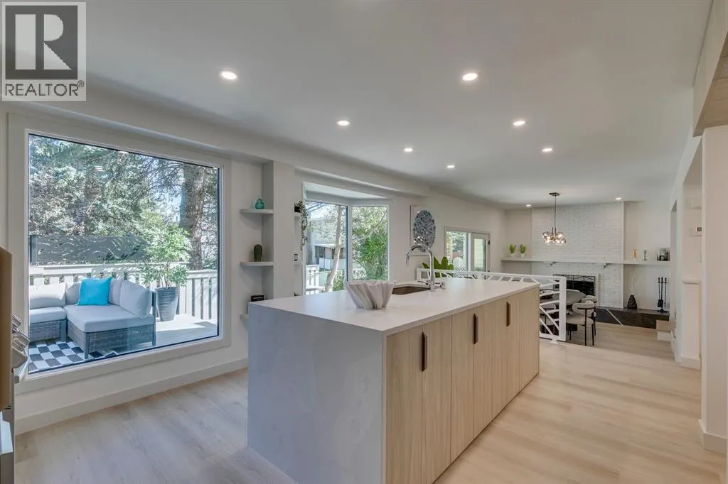 108 Canova Place SW
