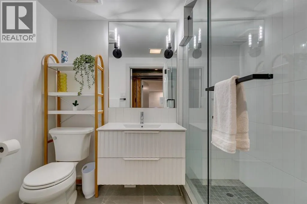108 Canova Place SW