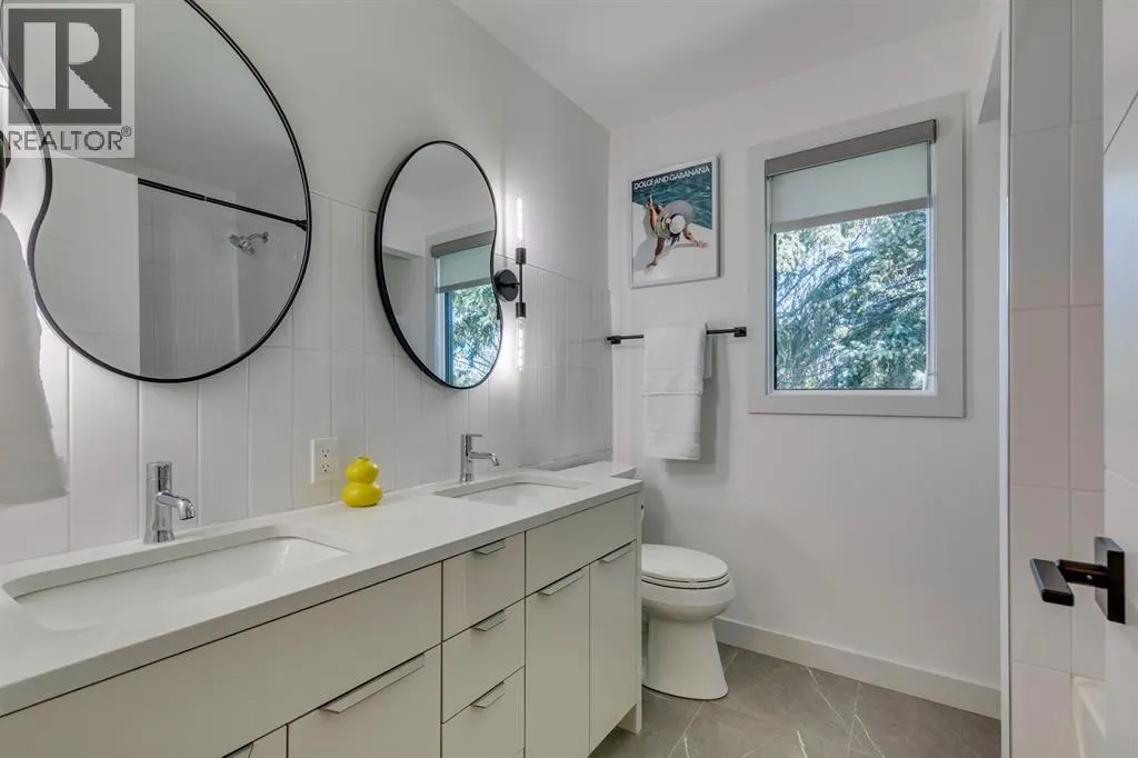 108 Canova Place SW