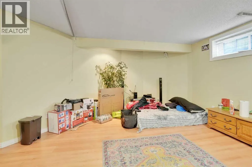 143 Taralea Gardens NE