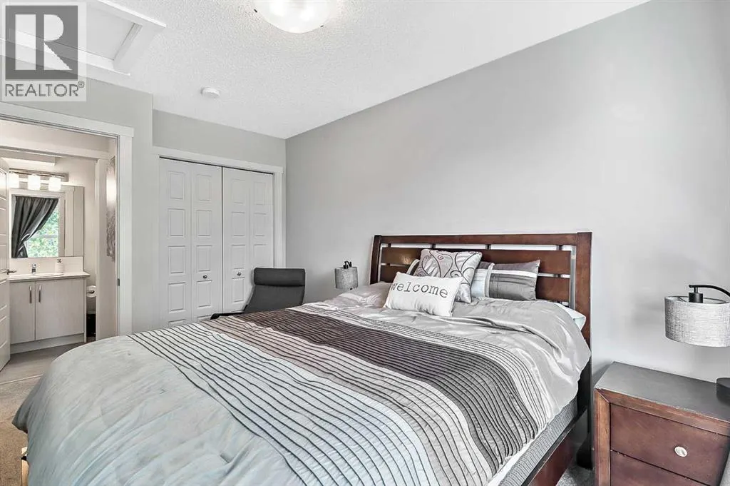 130 Cranbrook Square SE