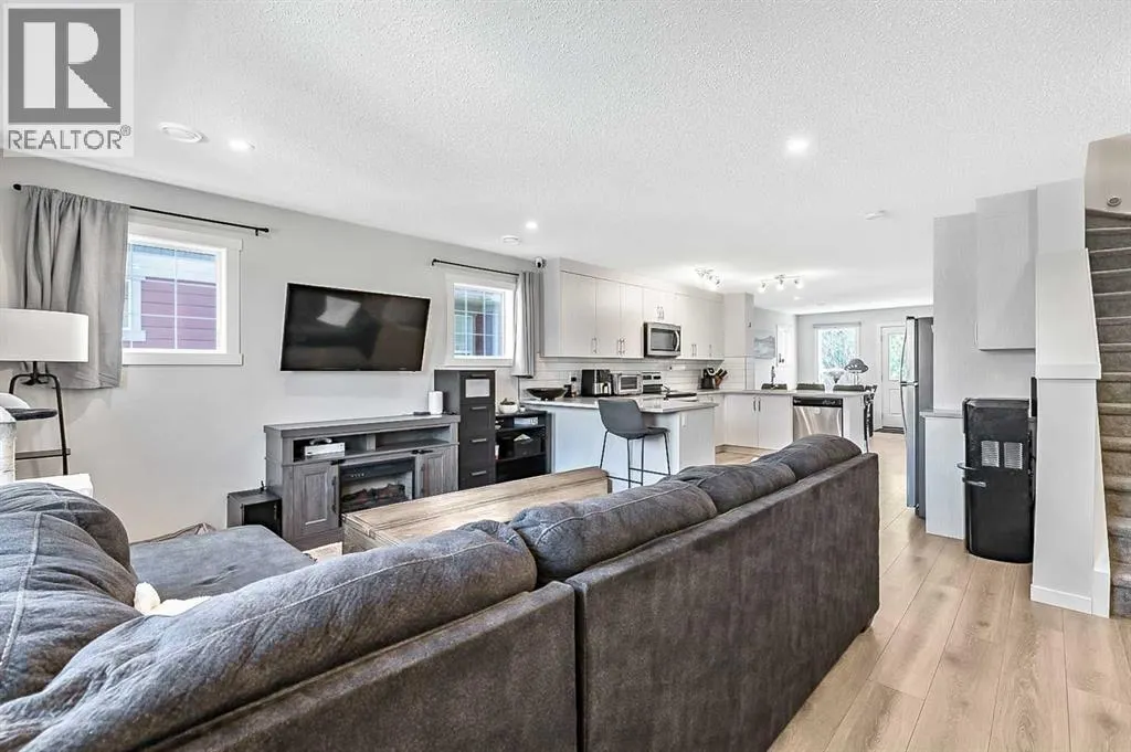 130 Cranbrook Square SE