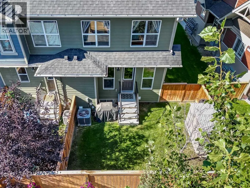 130 Cranbrook Square SE