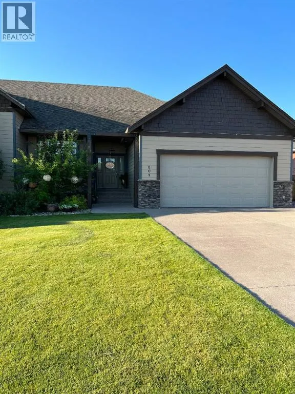 804 Fairway Boulevard