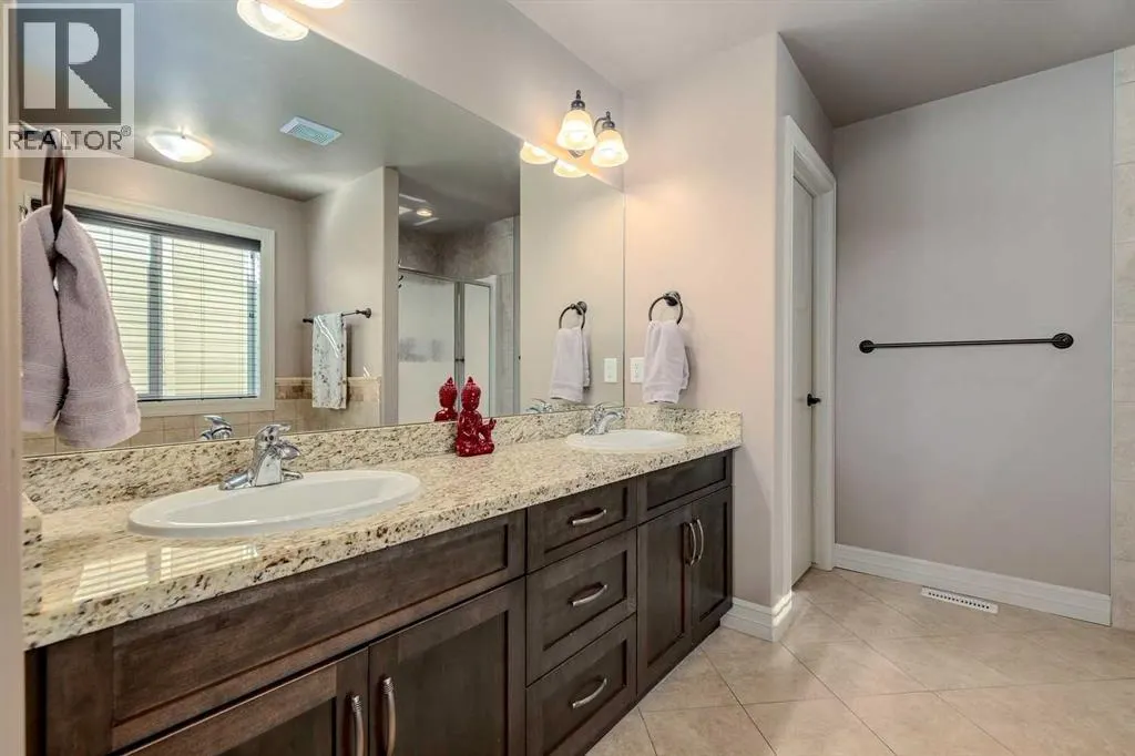 3 Kincora Glen Bay NW