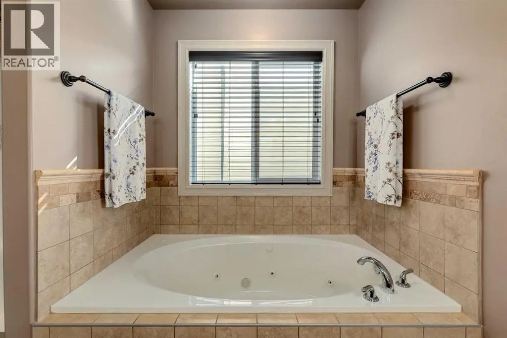 3 Kincora Glen Bay NW