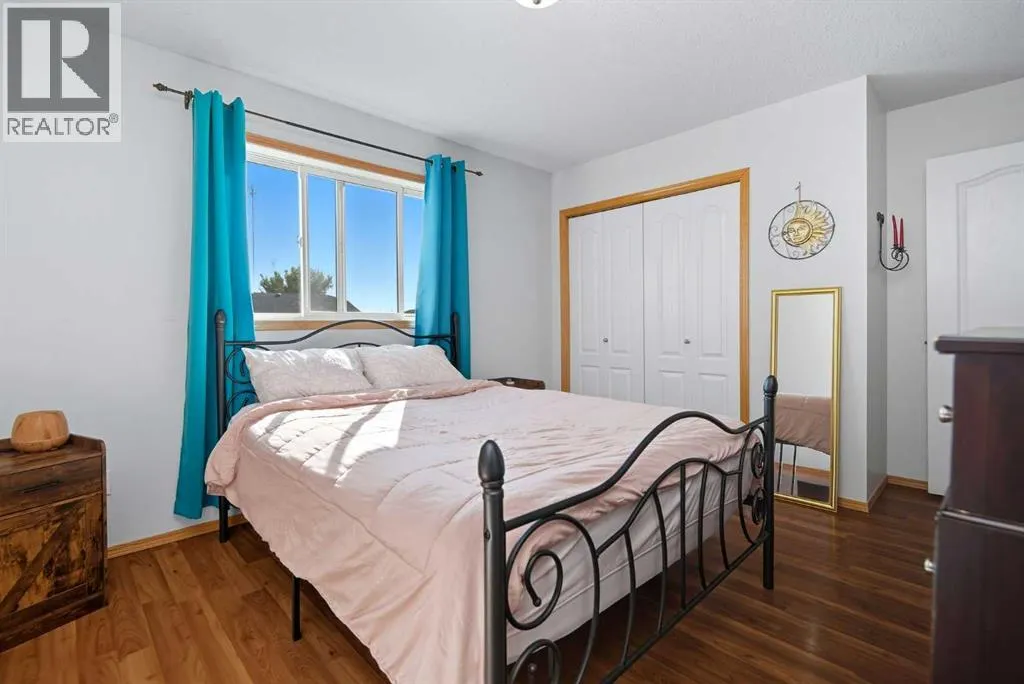 122 Dubois Crescent